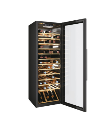 Veinikülmik Candy CWC 200 EELW/NF Energy efficiency class G Free standing Bottles capacity 81 Black