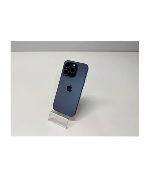 Apple Apple