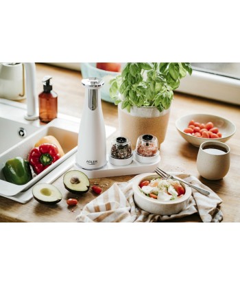 Soola- ja pipraveski Adler Electric AD 4449w 7 W, Housing material ABS plastic, Lithium, Matte White