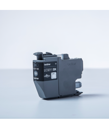 Черный картридж Brother LC3211BK