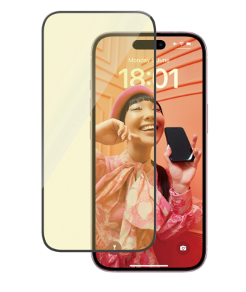 PanzerGlass Eyecare Screen Protection iPhone 2023 6.1 | Ultra-Wide Fit w. EasyAligner