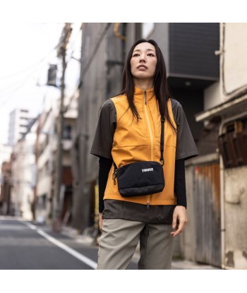 Thule Paramount Crossbody 2L - Black
