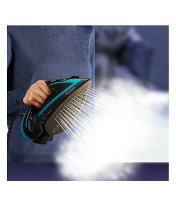 Tefal FV8066E0 Steam Iron - Effortless Ironing Power!